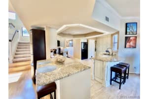 5011 Dixie Highway, Palm Bay, FL 32905 - MLS#1073494