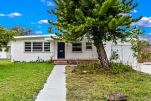 628 N Duss Street Merritt Island, FL 32168 - Off Market
