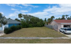 4570 Ocean Beach Boulevard, Cocoa Beach, FL 32931 - MLS#1073615