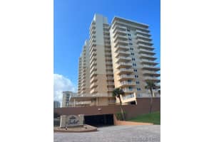 3958 Saint Armens Circle, Melbourne, FL 32934 - MLS#1073634