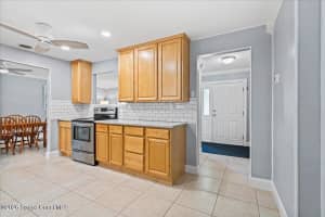 565 Heron Drive, Merritt Island, FL 32952 - MLS#1073669