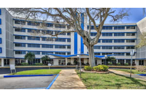 1224 Peninsula Drive 219, Daytona Beach, Florida 32118