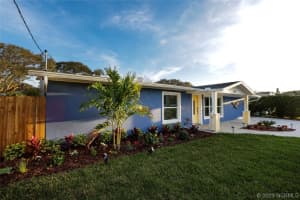 2323 Golf Lake Circle, Melbourne, FL 32935 - MLS#1073830