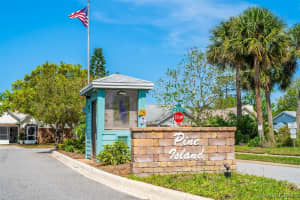 617 Front Street, Chipley, FL 32428 - MLS#1073847