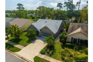 617 Front Street, Chipley, FL 32428 - MLS#1073847