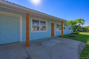 696 Las Palmas Way, Melbourne, FL 32940 - MLS#1073936
