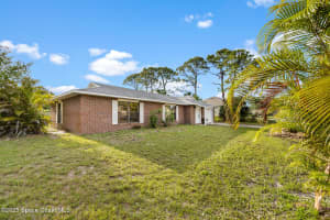 286 Alegriano Road, Palm Bay, FL 32907 - MLS#1074217