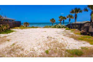 521 Island Court, Indian Harbour Beach, FL 32937 - MLS#1074435