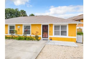 2014 Buescher Hill Street, Melbourne, FL 32935 - MLS#1074445