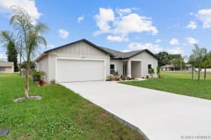 1561 Sandusky Street, Palm Bay, FL 32909 - MLS#1074456
