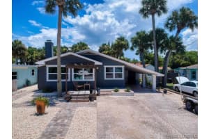 298 Norgrove Street, Palm Bay, FL 32909 - MLS#1074466