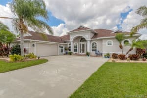 325 Banana River Boulevard, Cocoa Beach, FL 32931 - MLS#1074518
