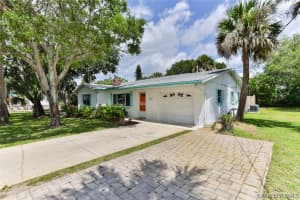 1515 Huntington Lane, Rockledge, FL 32955 - MLS#1074535