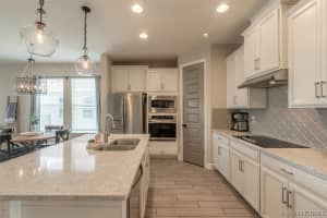 713 James Circle, Palm Bay, FL 32905 - MLS#1074581