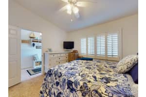 734 5th Place, Vero Beach, FL 32962 - MLS#1074680