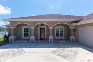 345 Holiday Park Boulevard, Palm Bay, FL 32907 - MLS#1074765