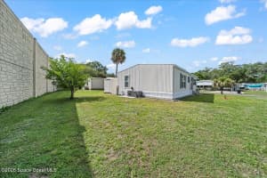 627 Sunrise Court, Palm Bay, FL 32907 - MLS#1074796