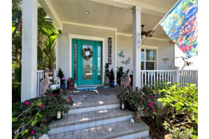 951 Sareta Street, Palm Bay, FL 32909 - MLS#1074797