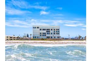 1405 Jimmy Buffett Memorial Highway, Satellite Beach, FL 32937 - MLS#1074829