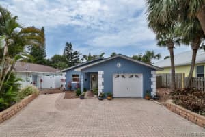 670 Cedar Side Circle, Palm Bay, FL 32905 - MLS#1074942