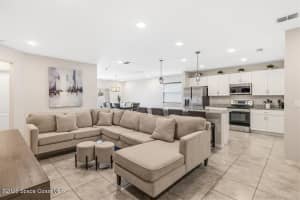219 Heritage Street, Palm Bay, FL 32908 - MLS#1074985