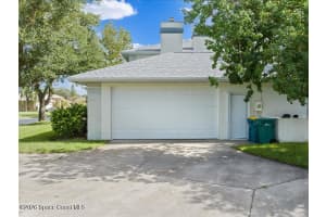 578 Lake Ashley Circle, West Melbourne, FL 32904 - MLS#1075027