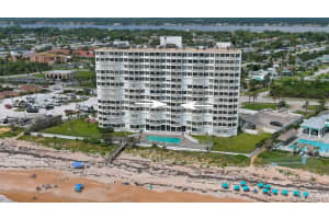 425 Pierce Avenue, Cape Canaveral, FL 32920 - MLS#1075060