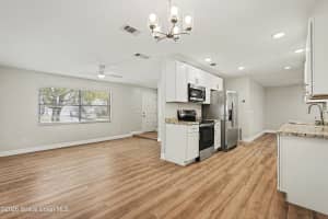 320 Algiers Avenue, Palm Bay, FL 32909 - MLS#1075066