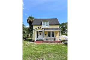 212 Murray St, New Smyrna Beach, FL 32168, Sold 05/08/26