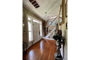 212 Murray St, New Smyrna Beach, FL 32168, Sold 05/08/26
