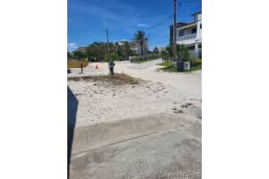 218 Miami Avenue, Indialantic, FL 32903 - MLS#1075191