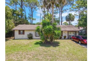 581 Toynbee Road, Palm Bay, FL 32908 - MLS#1075255