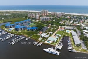 5285 2nd Manor, Vero Beach, FL 32968 - MLS#1075266