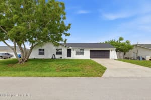 588 Audubon Avenue, Palm Bay, FL 32907 - MLS#1075304