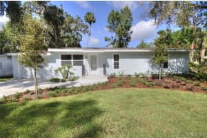 785 Parsons Circle, Palm Bay, FL 32909 - MLS#1075329