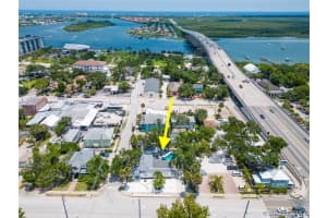 236 Woodland Avenue, Cocoa Beach, FL 32931 - MLS#1075372