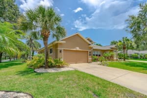 835 Rebus Avenue, Palm Bay, FL 32908 - MLS#1075381