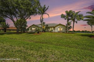 345 Lake View Lane, Palm Bay, FL 32909 - MLS#1075412