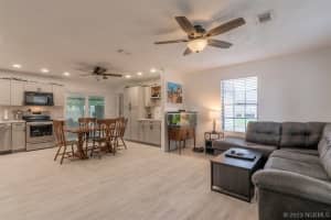 1635 Par Street, Palm Bay, FL 32905 - MLS#1075420