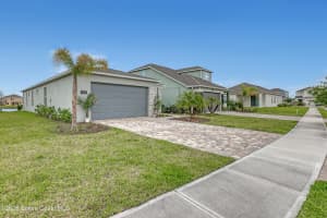 1277 Canfield Circle, Palm Bay, FL 32909 - MLS#1075596