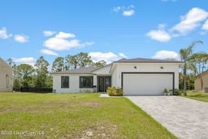 700 Cornelia Avenue, Palm Bay, FL 32909 - MLS#1075608