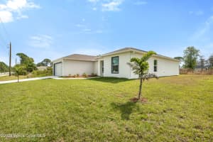 239 Webbwood Avenue, Palm Bay, FL 32908 - MLS#1075724