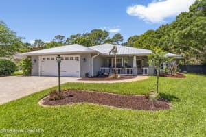 5870 39th Lane, Vero Beach, FL 32966 - MLS#1075725