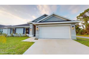 963 Sareta Street, Palm Bay, FL 32909 - MLS#1075727