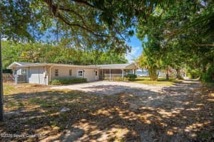 9650 Tropical Trail, Merritt Island, FL 32952 - MLS#1075738