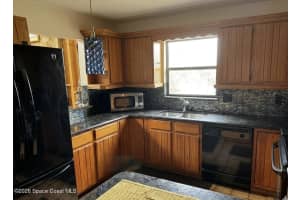 2070 Courtenay Parkway, Merritt Island, FL 32952 - MLS#1075742