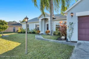 1260 Monument Avenue, Palm Bay, FL 32909 - MLS#1075747