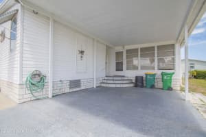 7669 Chasta Road, Micco, FL 32976 - MLS#1075750