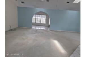 1470 Country Club Drive, Palm Bay, FL 32905 - MLS#1075767