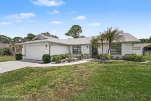 1550 Heartwellville Street, Palm Bay, FL 32907 - MLS#1075918